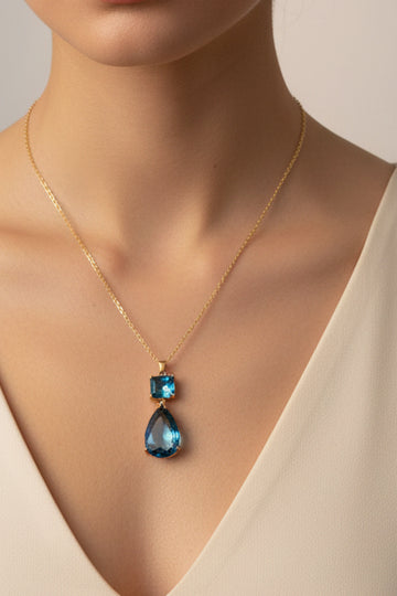 Cadena lágrima azul